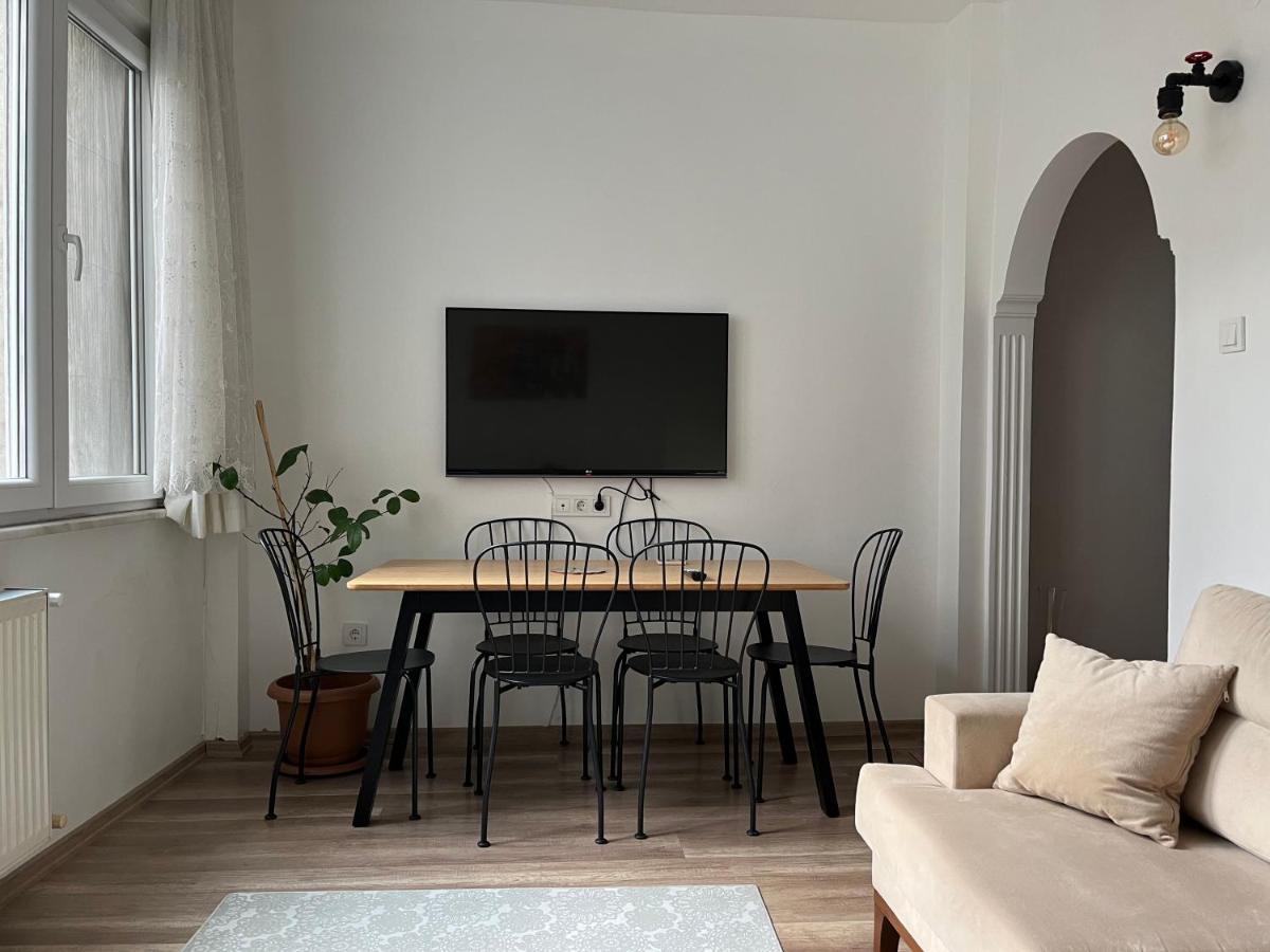 Centrally Located, 2+1 House In Taksim, Cihangir Διαμέρισμα Κωνσταντινούπολη Εξωτερικό φωτογραφία