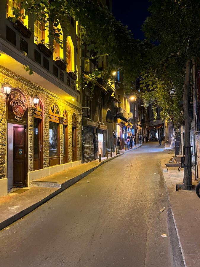 Centrally Located, 2+1 House In Taksim, Cihangir Διαμέρισμα Κωνσταντινούπολη Εξωτερικό φωτογραφία