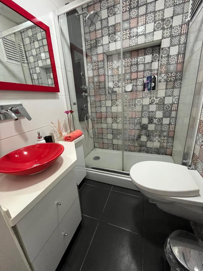 Centrally Located, 2+1 House In Taksim, Cihangir Διαμέρισμα Κωνσταντινούπολη Εξωτερικό φωτογραφία