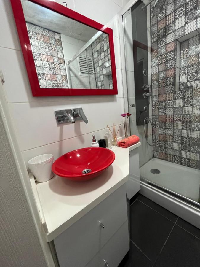 Centrally Located, 2+1 House In Taksim, Cihangir Διαμέρισμα Κωνσταντινούπολη Εξωτερικό φωτογραφία